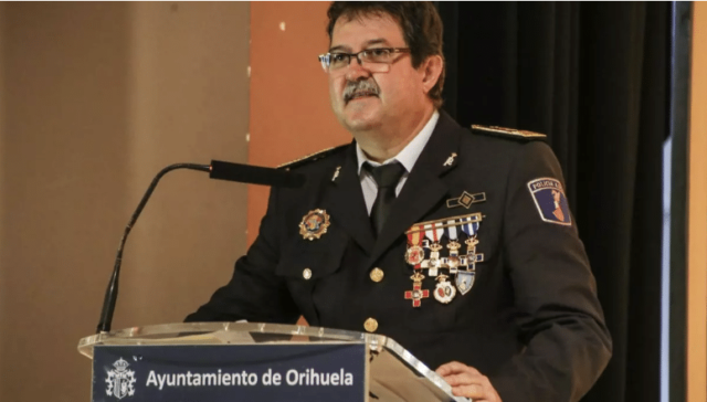 Jefe de policía del Consejo de Orihuela, solo días después de una acción disciplinaria

