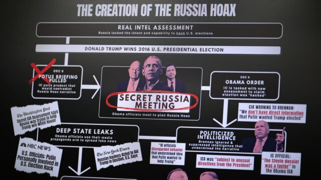 Obama estaba 'maestro' detrás de Russiagate Hoax - Trump - RT World News
