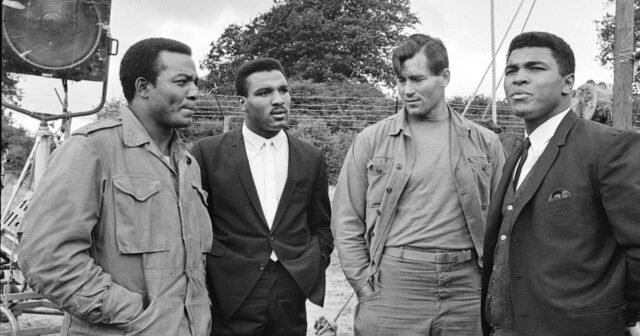 Rahaman Ali, boxeador cuyo hermano era 'el más grande', muere a los 82
