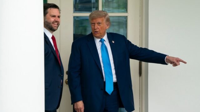 Trump: Vance 'probablemente favorecido en este momento' para la nominación de 2028
