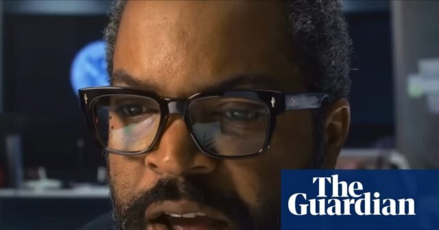 ¿Cómo obtuvo una nueva película War of the Worlds una calificación crítica del 0%? | Películas de ciencia ficción y fantasía
