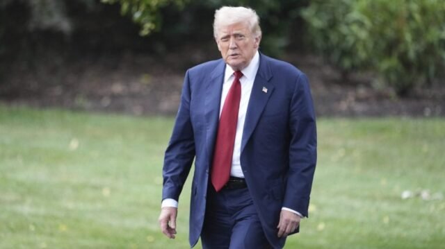 ¿Trump cambia el año escolar a 6 meses? No es cierto
